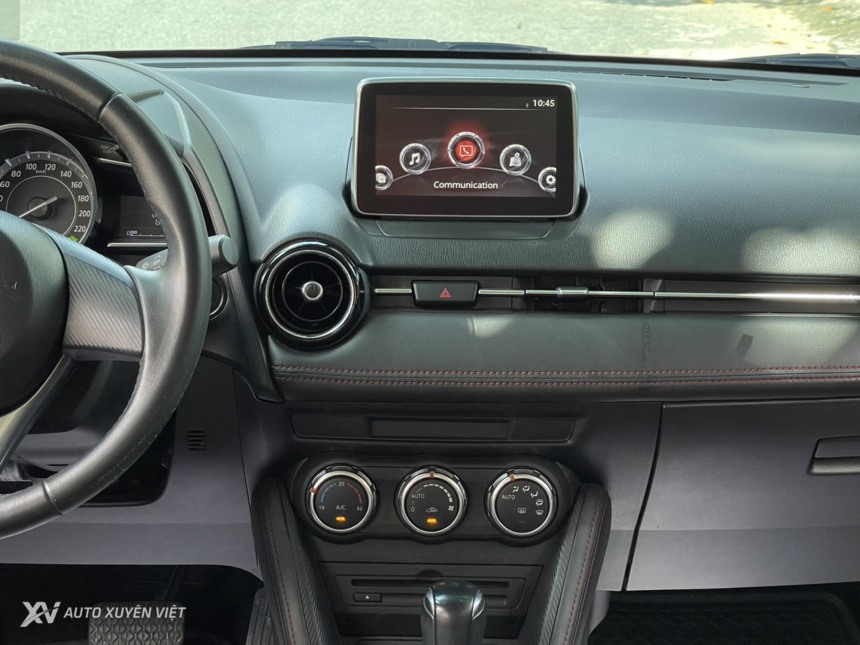 Mazda 2 Hatchback 1.5AT 2015