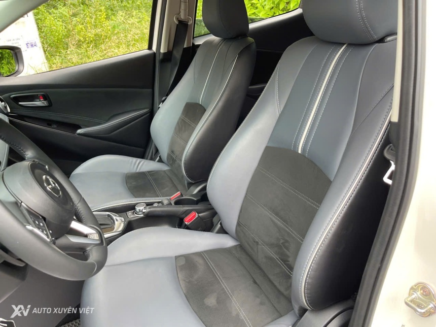 Mazda 2 Sport Luxury 1.5AT 2023 Mazda 2 Sport Luxury 1.5AT 2023