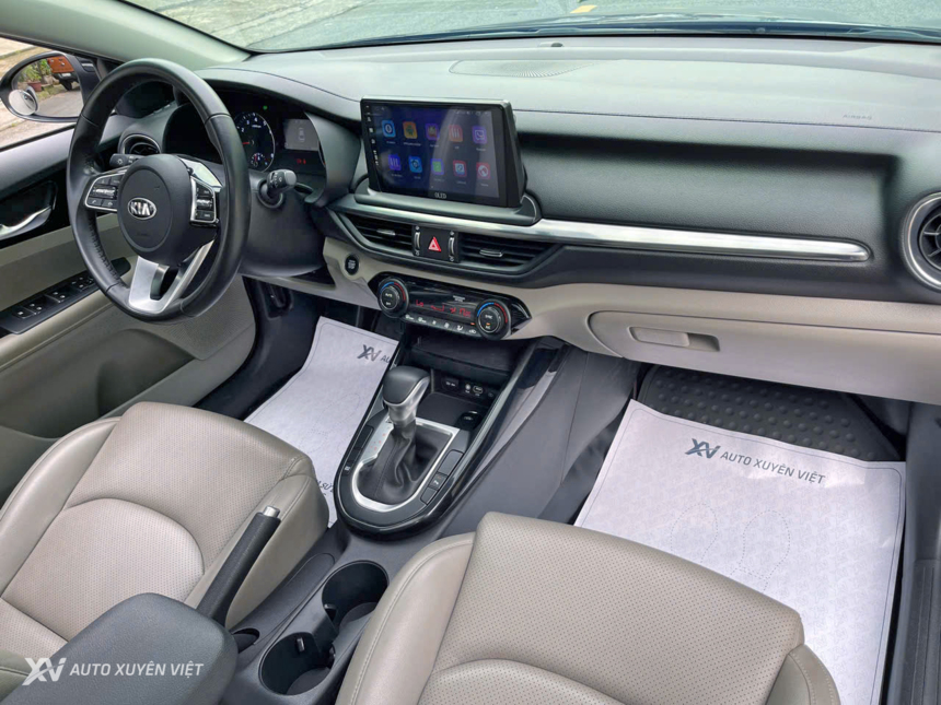 Kia Cerato 1.6AT Luxury 2021 Kia Cerato 1.6AT Luxury 2021