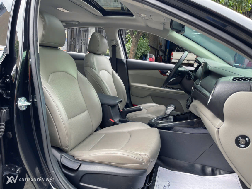 Kia Cerato 1.6AT Luxury 2021 Kia Cerato 1.6AT Luxury 2021