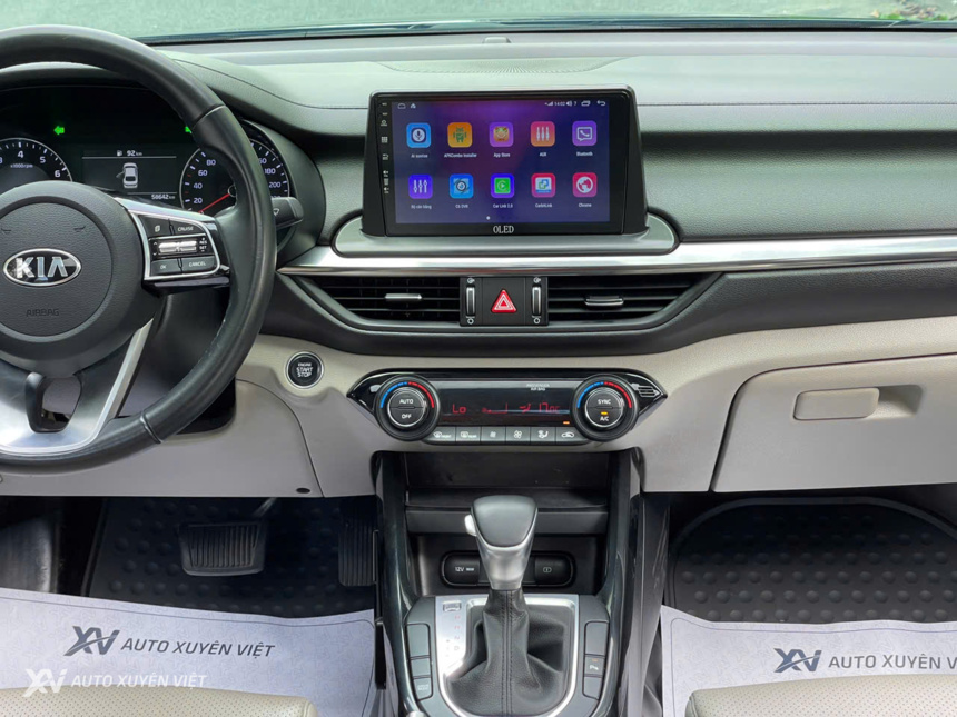 Kia Cerato 1.6AT Luxury 2021 Kia Cerato 1.6AT Luxury 2021