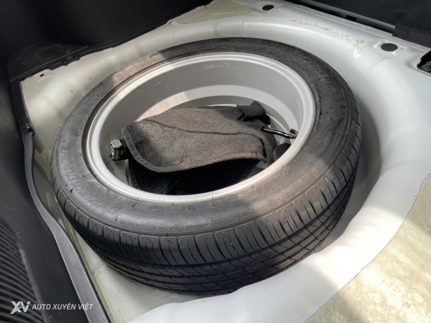 Hyundai Accent Blue Hatchback 2015 Hyundai Accent Blue Hatchback 2015