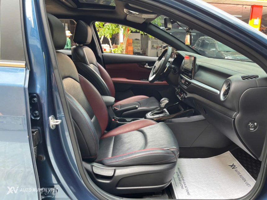 Kia K3 1.6AT Premium 2021