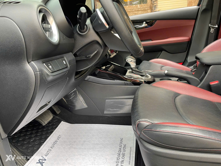 Kia K3 1.6AT Premium 2021