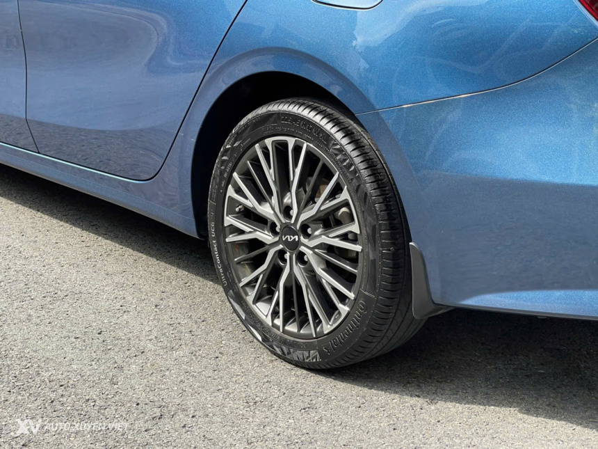 Kia K3 1.6AT Premium 2021