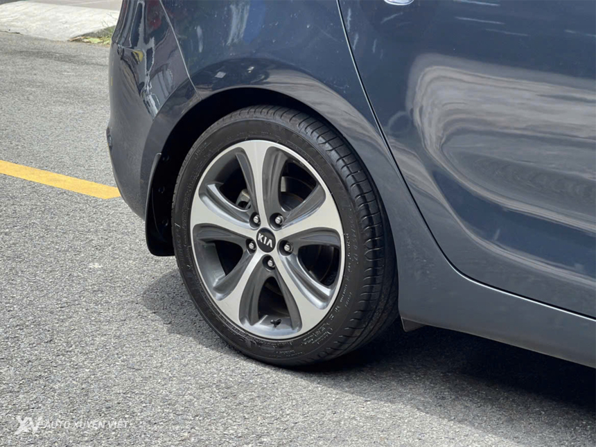 Kia Rondo 2.0 GATH 2015