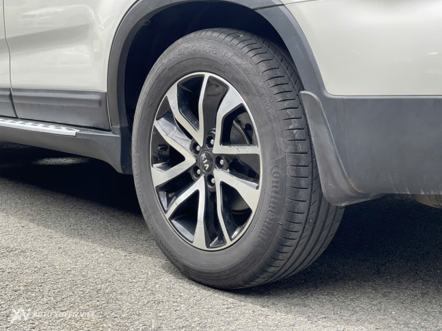 Kia Sorento 2.4 GAT Deluxe 2020 Kia Sorento 2.4 GAT Deluxe 2020