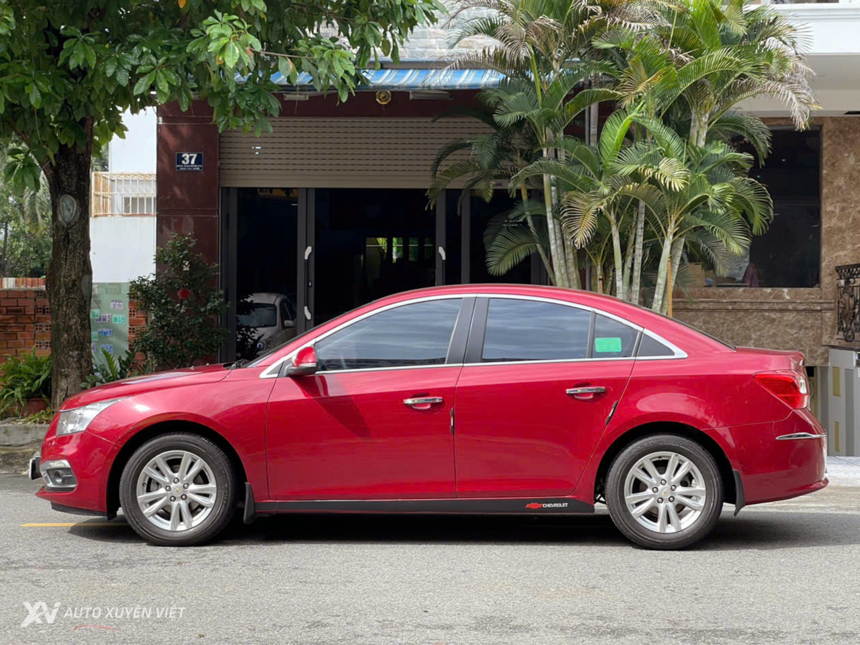 Chevrolet Cruze LT 2018 Số Sàn