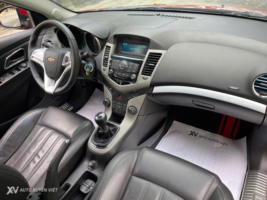 Chevrolet Cruze LT 2018 Số Sàn