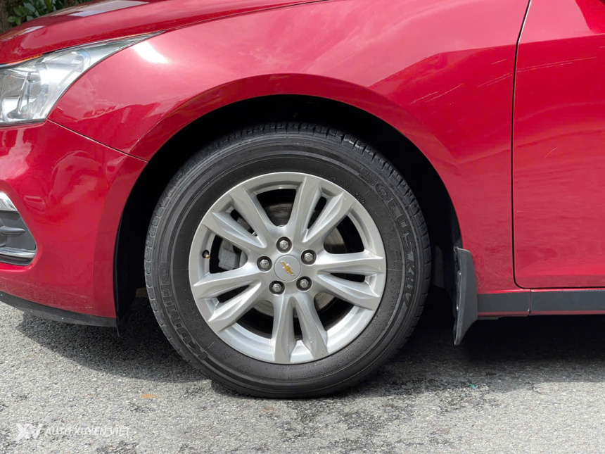 Chevrolet Cruze LT 2018 Số Sàn