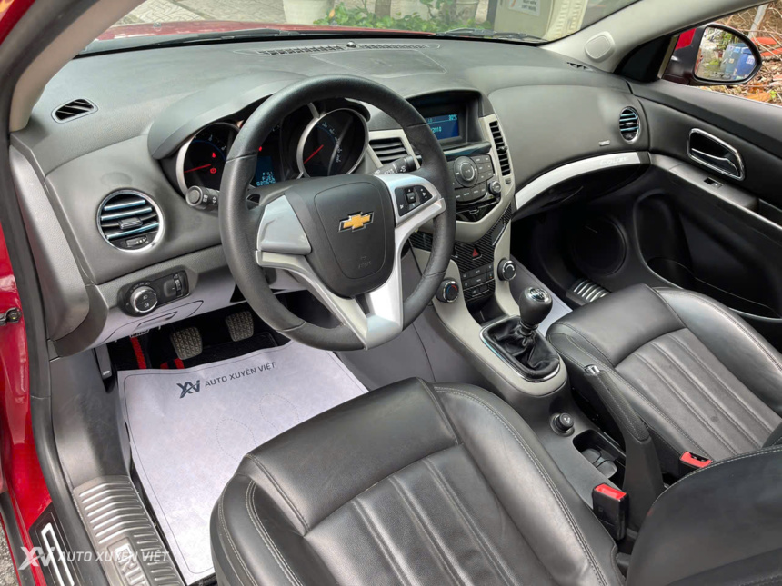 Chevrolet Cruze LT 2018 Số Sàn
