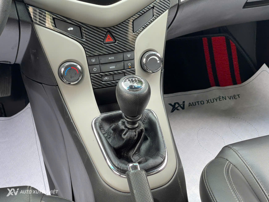 Chevrolet Cruze LT 2018 Số Sàn