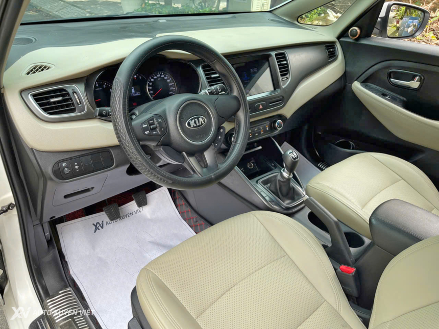 Kia Rondo 2.0 GMT 2017 Số Sàn Kia Rondo 2.0 GMT 2017 Số Sàn