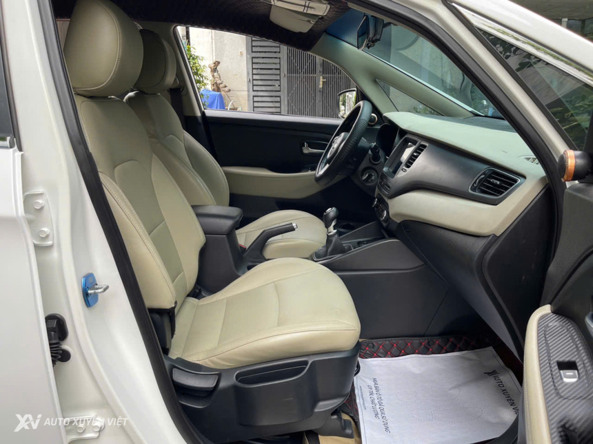 Kia Rondo 2.0 GMT 2017 Số Sàn Kia Rondo 2.0 GMT 2017 Số Sàn