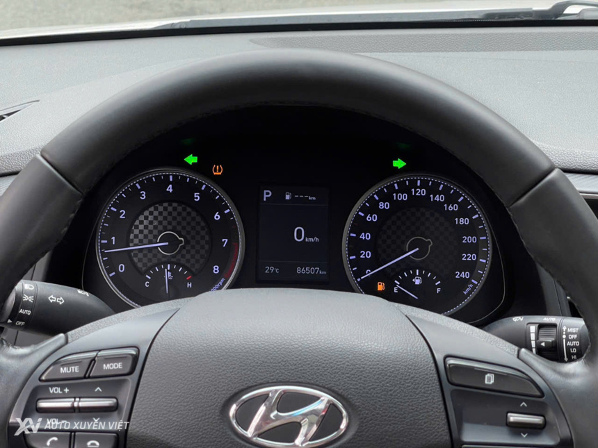 Hyundai Elantra 1.6AT 2021