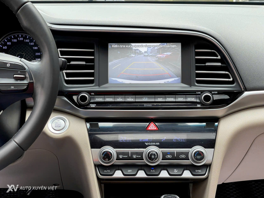 Hyundai Elantra 1.6AT 2021