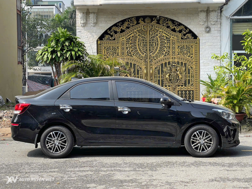 Kia Soluto 1.4AT Deluxe 2021