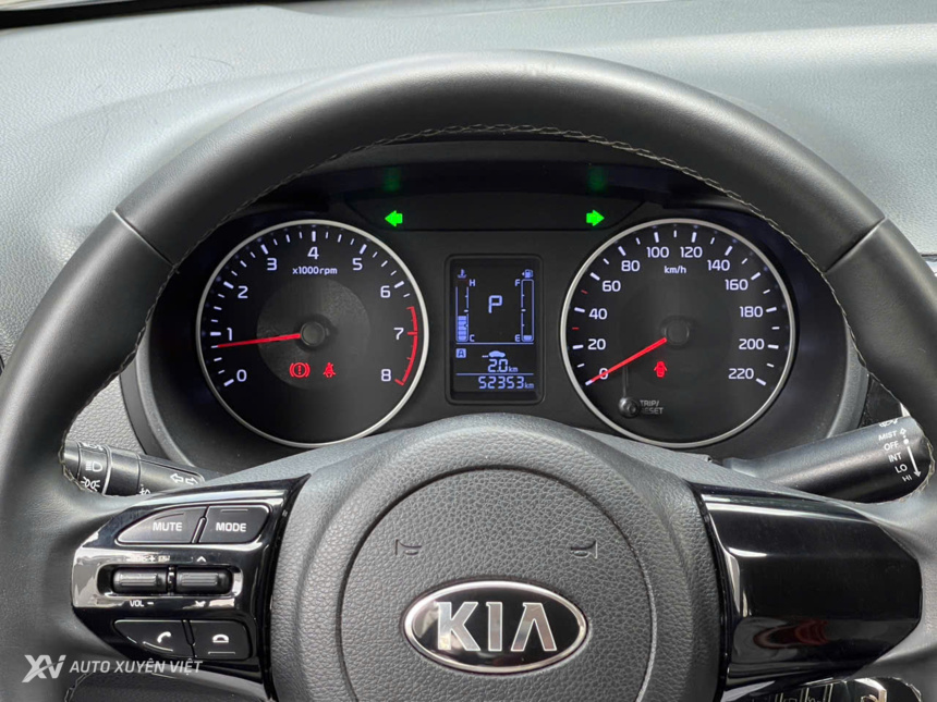Kia Soluto 1.4AT Deluxe 2021