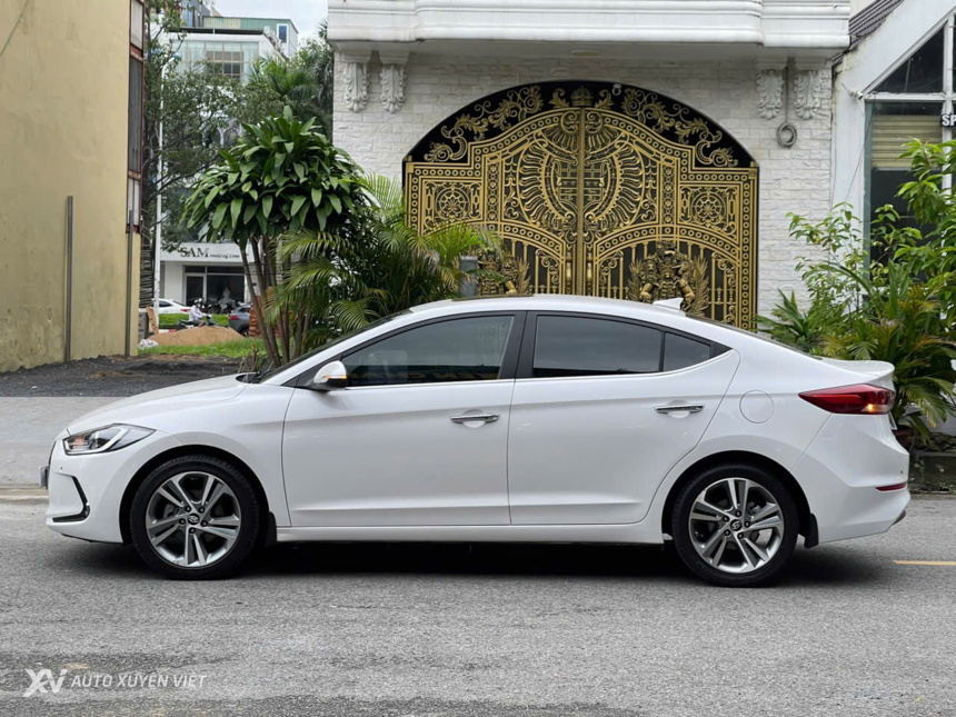 Hyundai Elantra 2.0AT 2017 Hyundai Elantra 2.0AT 2017