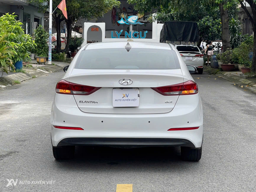 Hyundai Elantra 2.0AT 2017 Hyundai Elantra 2.0AT 2017