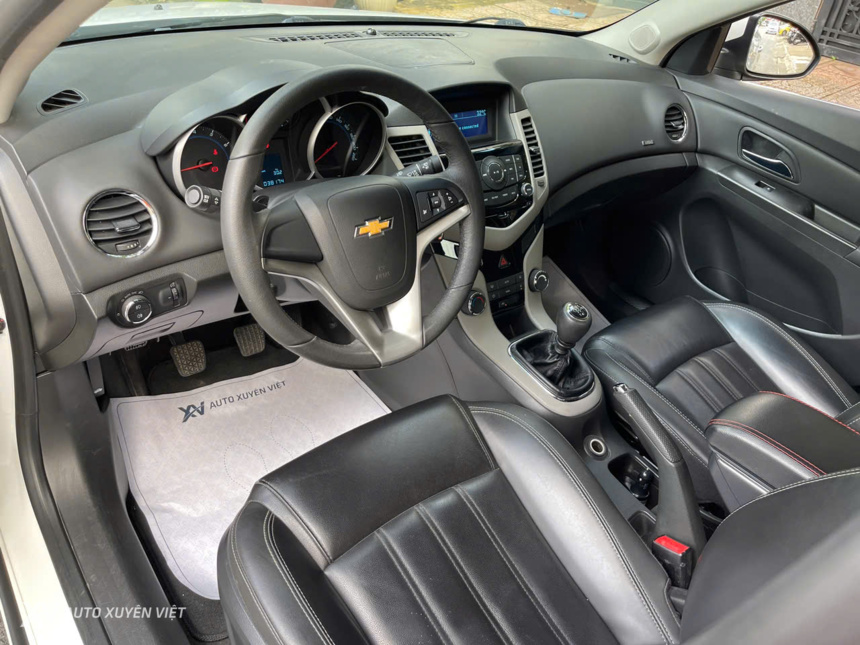 Chevrolet Cruze LT 2018 Số Sàn Chevrolet Cruze LT 2018 Số Sàn