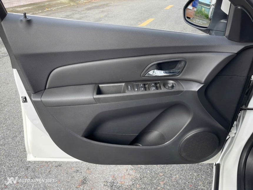 Chevrolet Cruze LT 2018 Số Sàn Chevrolet Cruze LT 2018 Số Sàn