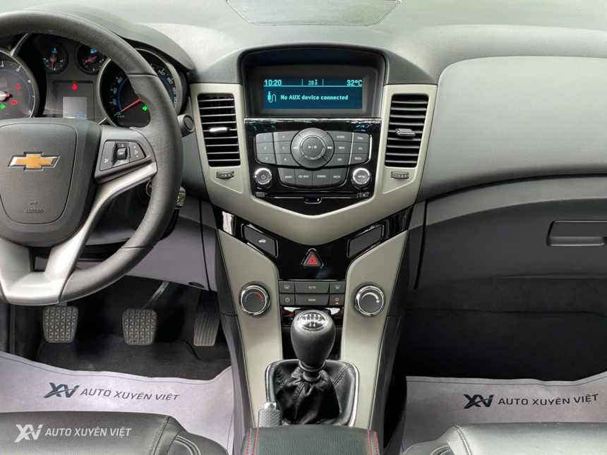 Chevrolet Cruze LT 2018 Số Sàn Chevrolet Cruze LT 2018 Số Sàn