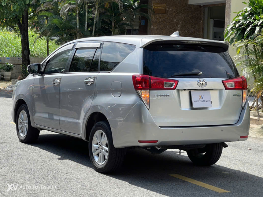 Toyota Innova E 2.0 MT 2016