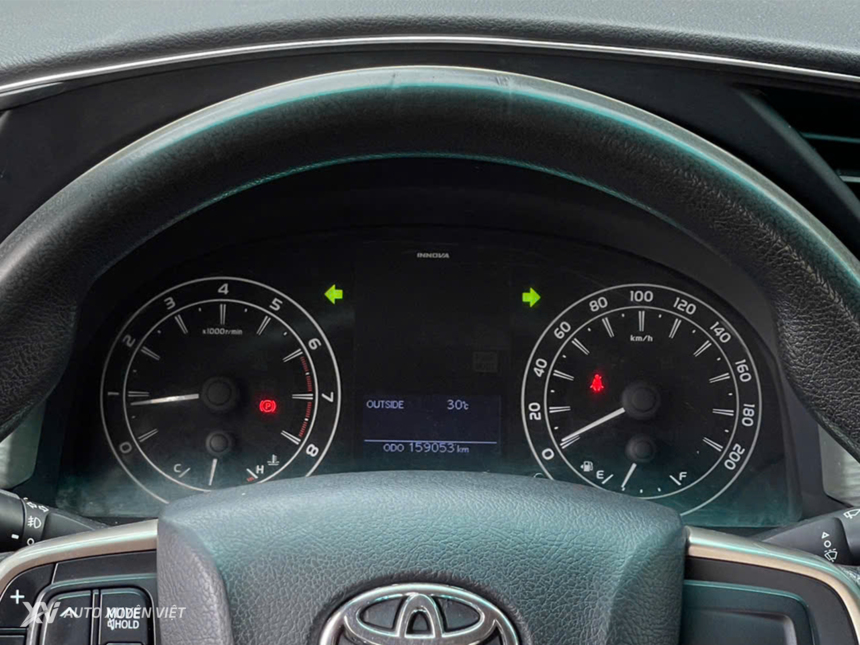 Toyota Innova E 2.0 MT 2016