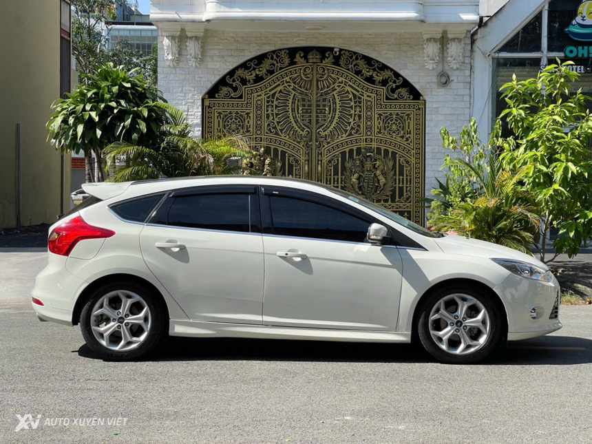 Ford Focus Sport Hatchback 2.0AT 2015 Ford Focus Sport Hatchback 2.0AT 2015