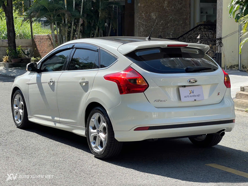 Ford Focus Sport Hatchback 2.0AT 2015 Ford Focus Sport Hatchback 2.0AT 2015