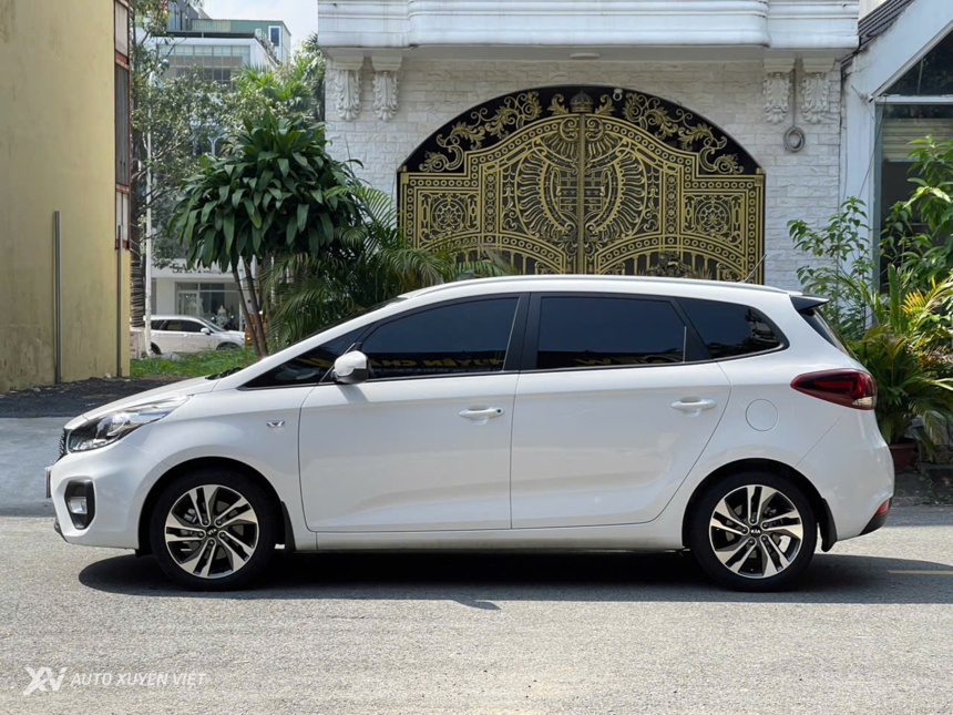 Kia Rondo 2.0MT 2022 Kia Rondo 2.0MT 2022