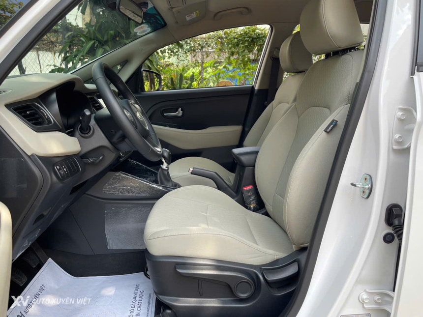 Kia Rondo 2.0MT 2022 Kia Rondo 2.0MT 2022