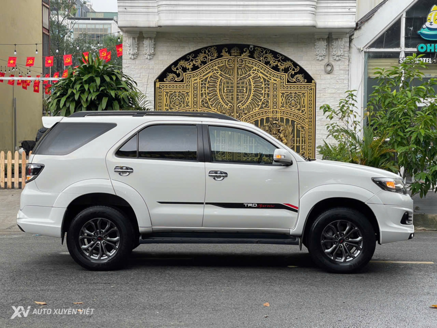 Toyota Fortuner TRD Sportivo 4x2AT 2016 Toyota Fortuner TRD Sportivo 4x2AT 2016