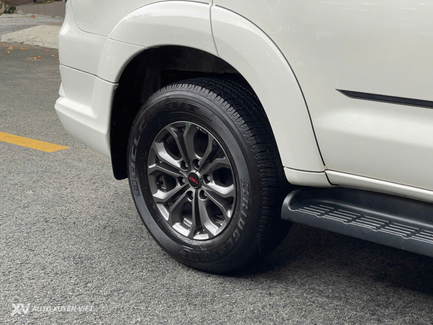 Toyota Fortuner TRD Sportivo 4x2AT 2016 Toyota Fortuner TRD Sportivo 4x2AT 2016
