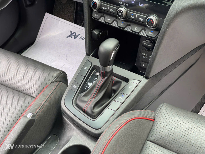 Hyundai Elantra Sport 1.6Turbo 2021 Hyundai Elantra Sport 1.6Turbo 2021