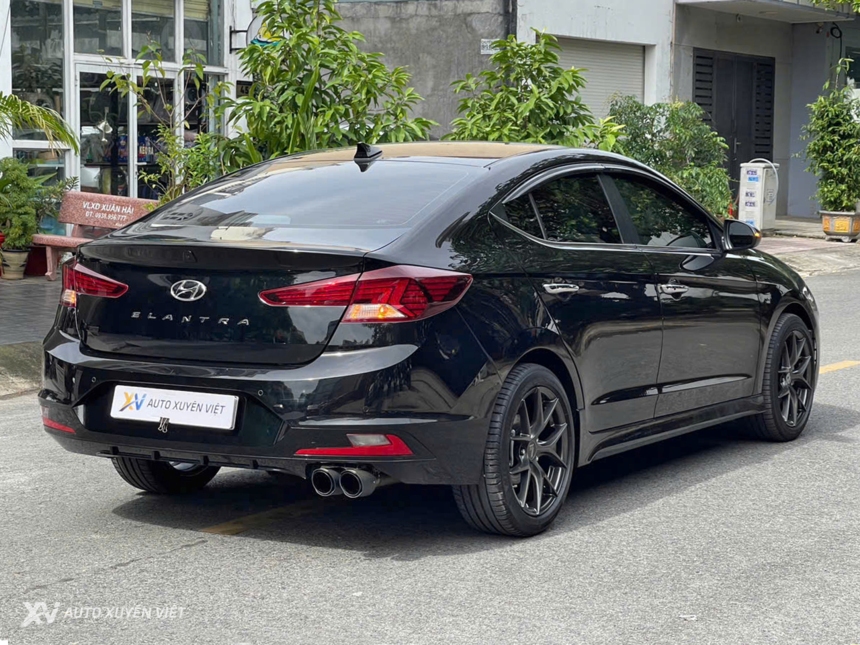 Hyundai Elantra Sport 1.6Turbo 2021 Hyundai Elantra Sport 1.6Turbo 2021