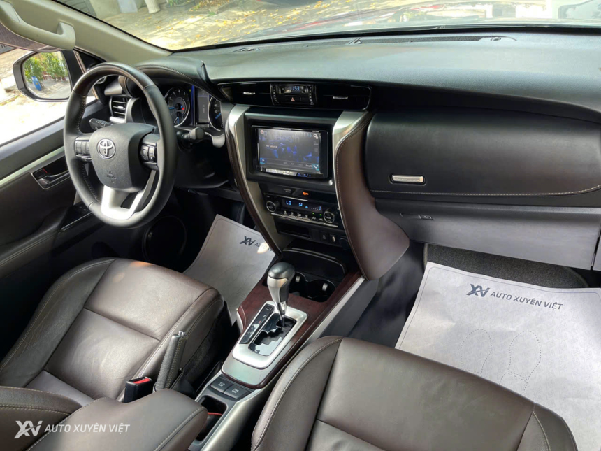 Toyota Fortuner 2.7V 4x2AT 2016