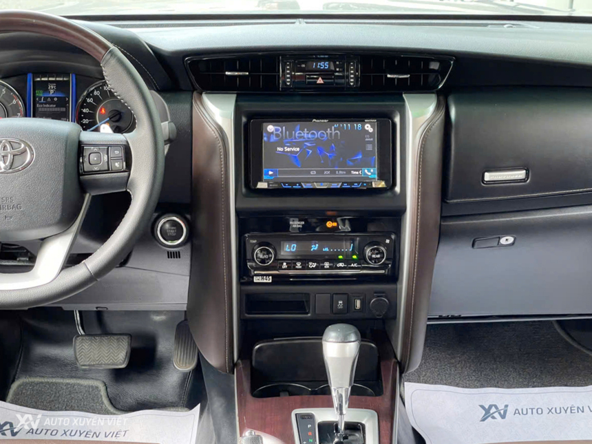 Toyota Fortuner 2.7V 4x2AT 2016