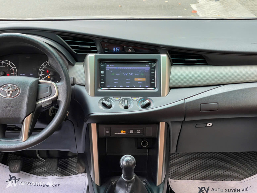 Toyota Innova 2.0E MT 2017 Toyota Innova 2.0E MT 2017