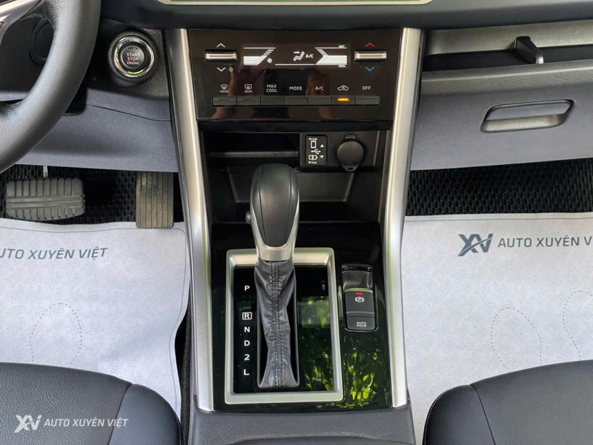 Mitsubishi Xpander Cross 1.5AT 2023 Mitsubishi Xpander Cross 1.5AT 2023