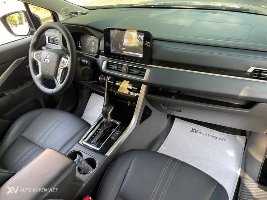 Mitsubishi Xpander Cross 1.5AT 2023 Mitsubishi Xpander Cross 1.5AT 2023