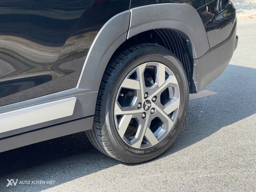 Mitsubishi Xpander Cross 1.5AT 2023 Mitsubishi Xpander Cross 1.5AT 2023