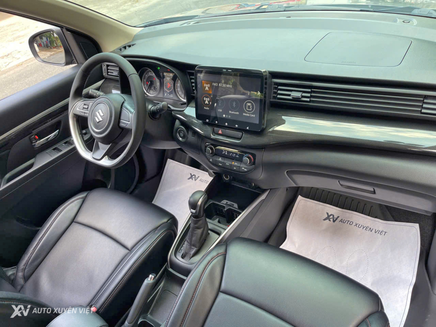 Suzuki XL7 1.5AT 2020