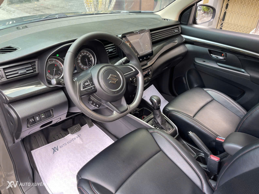 Suzuki XL7 1.5AT 2020