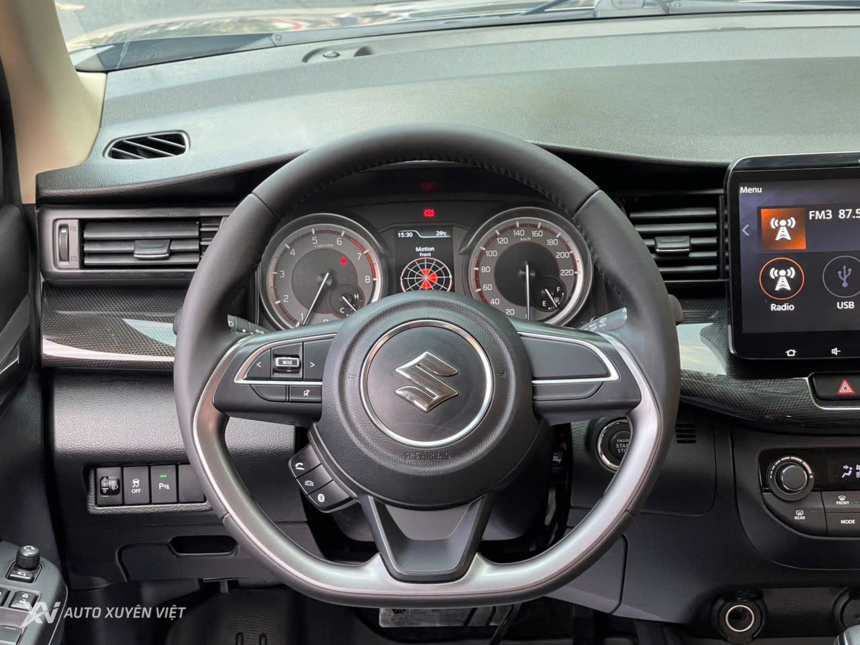 Suzuki XL7 1.5AT 2020