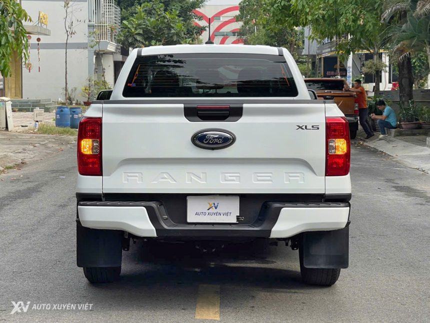 Ford Ranger XLS 2.0L 4x2AT 2024 Ford Ranger XLS 2.0L 4x2AT 2024