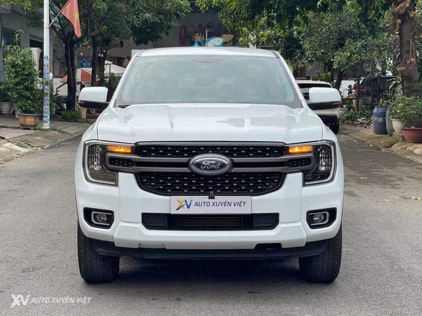 Ford Ranger XLS 2.0L 4x2AT 2024 Ford Ranger XLS 2.0L 4x2AT 2024