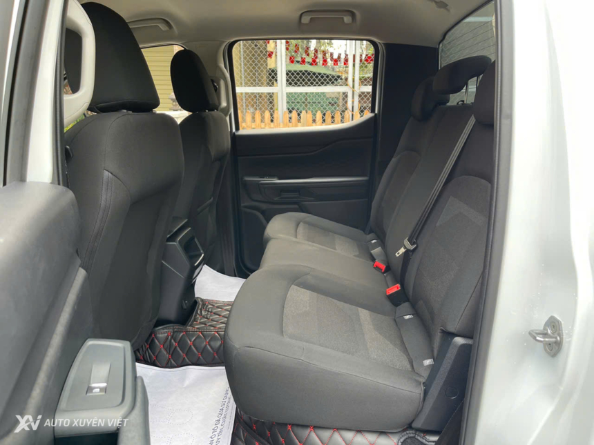 Ford Ranger XLS 2.0L 4x2AT 2024 Ford Ranger XLS 2.0L 4x2AT 2024
