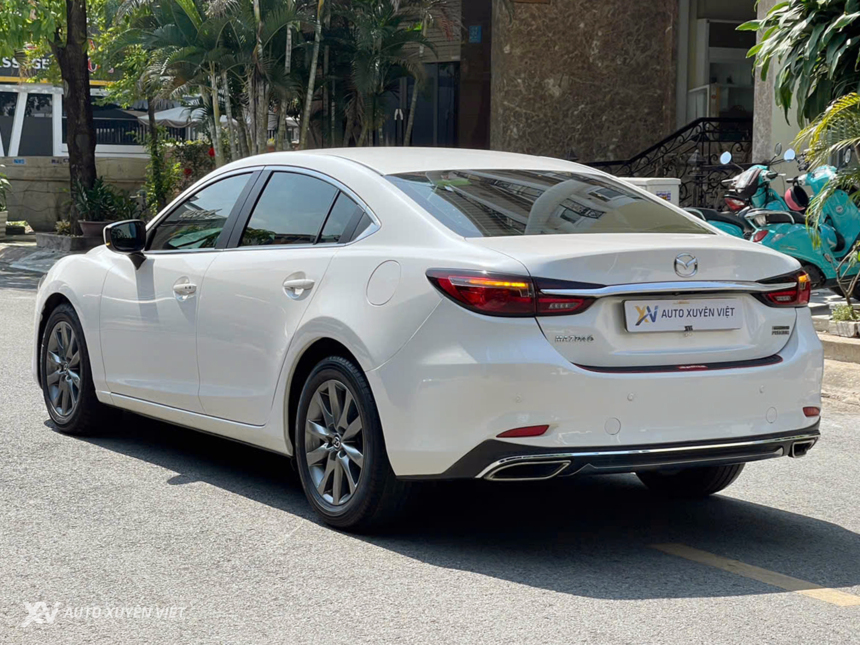 Mazda 6 2.0AT Premium 2020  Mazda 6 2.0AT Premium 2020